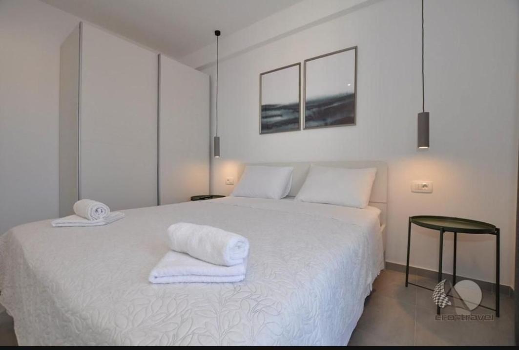 Apartmani Miranda Drasnice Bagian luar foto