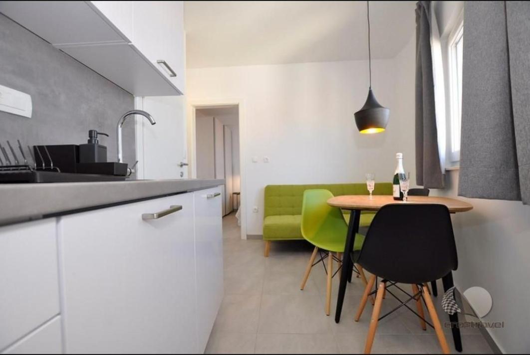 Apartmani Miranda Drasnice Bagian luar foto